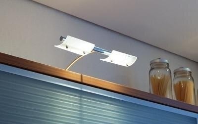 Schrankaufbauleuchte Swinger, chrom, Glas satiniert, 12V, G4, max. 2 x 20 Watt
