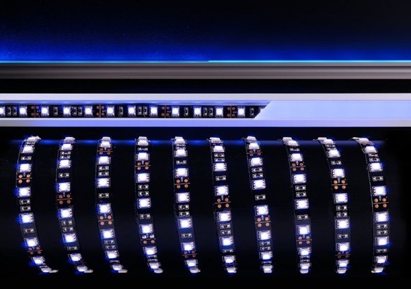 Deko-Light Flexibler LED Stripe, 5050-60-12V-violett-3m, Kupfer, Schwarz, Violett, 120°, 28W, 12V