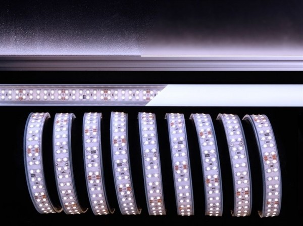 KapegoLED Flexibler LED Stripe, 3528-2x120-24V-6500K-3m, Kaltweiß, spannungskonstant, 24V DC, EEI: A